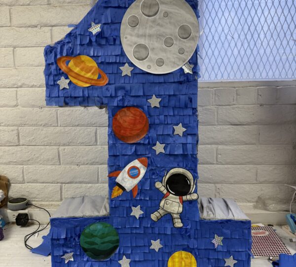 PIñATAS 'N' MORE