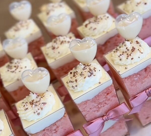 SWEET WORLD DESSERTS