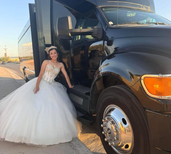 ROYAL CROWN LIMOUSINE PARTY BUS