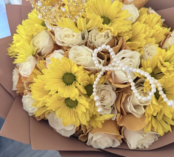 LUNA SNACKS BAR FLOWERS